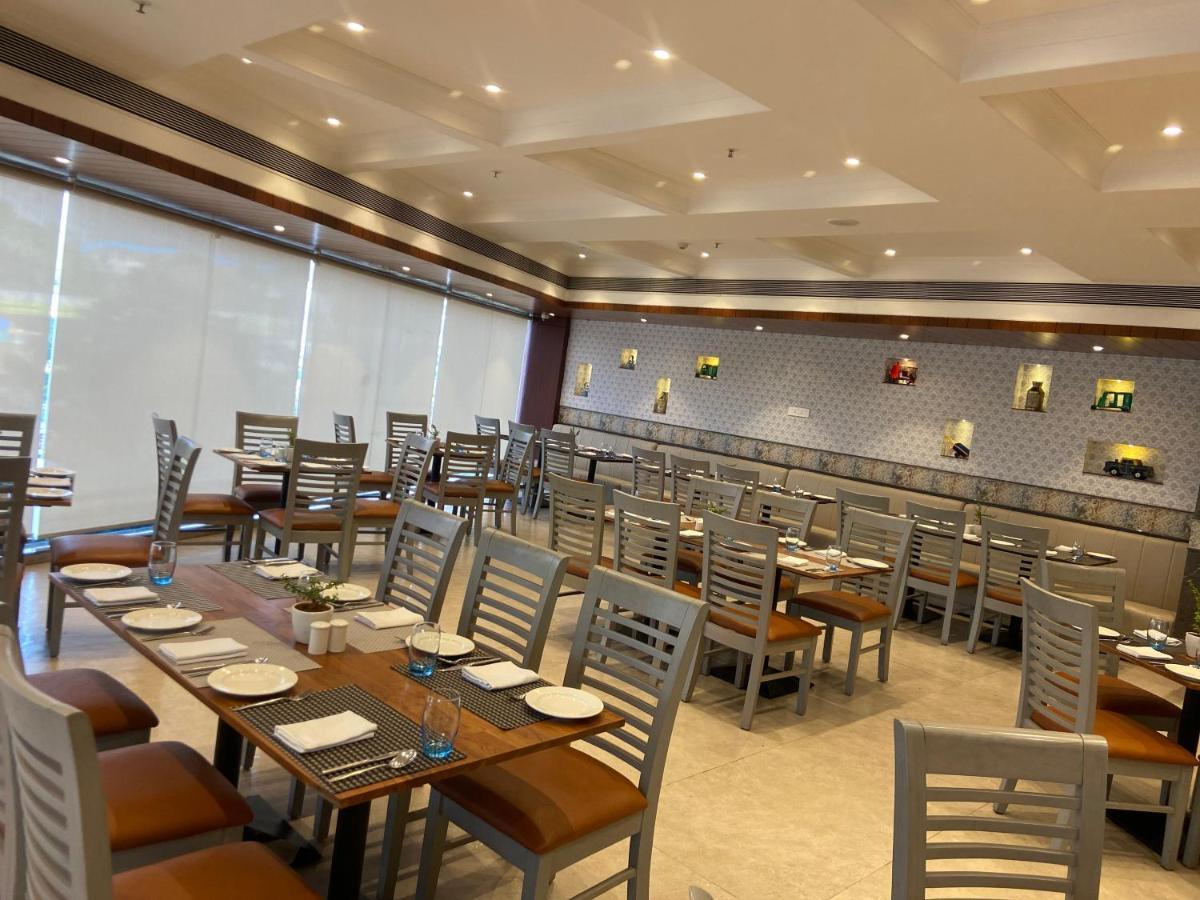 The Fern Residency Turbhe Hotel Navi Mumbai Eksteriør billede